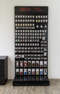 proline_blister_wall_equipped_and_empty